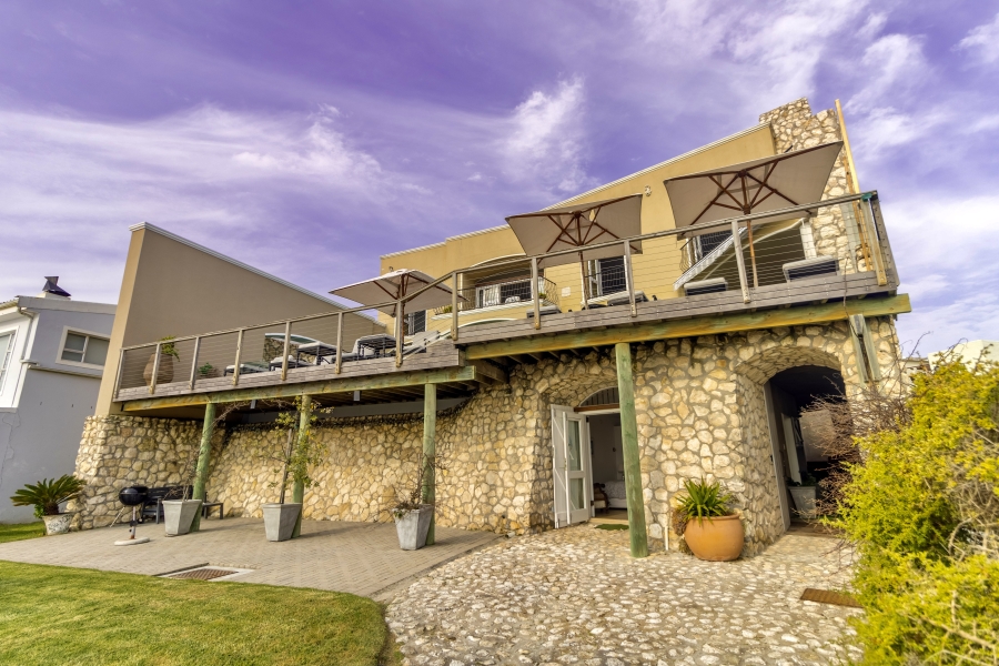 7 Bedroom Property for Sale in Yzerfontein Western Cape